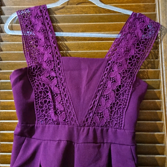 Jumpsuit - Picture 6 of 7